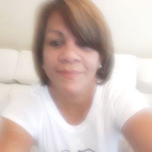 Meet your Posher, Zenaida